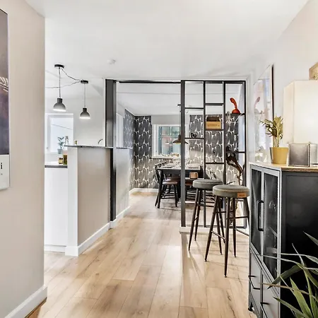 3 Bedroom Awesome In *