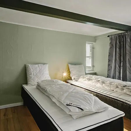 3 Bedroom Awesome In Holiday home