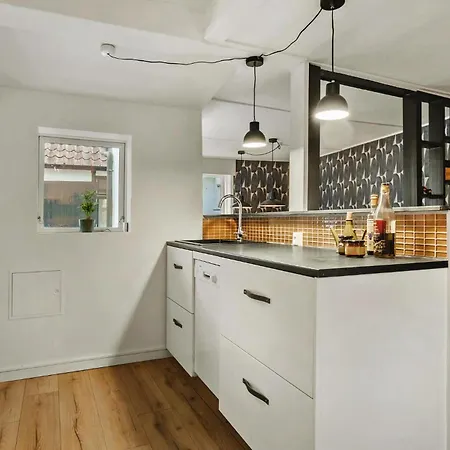 Дом отдыха 3 Bedroom Awesome In *